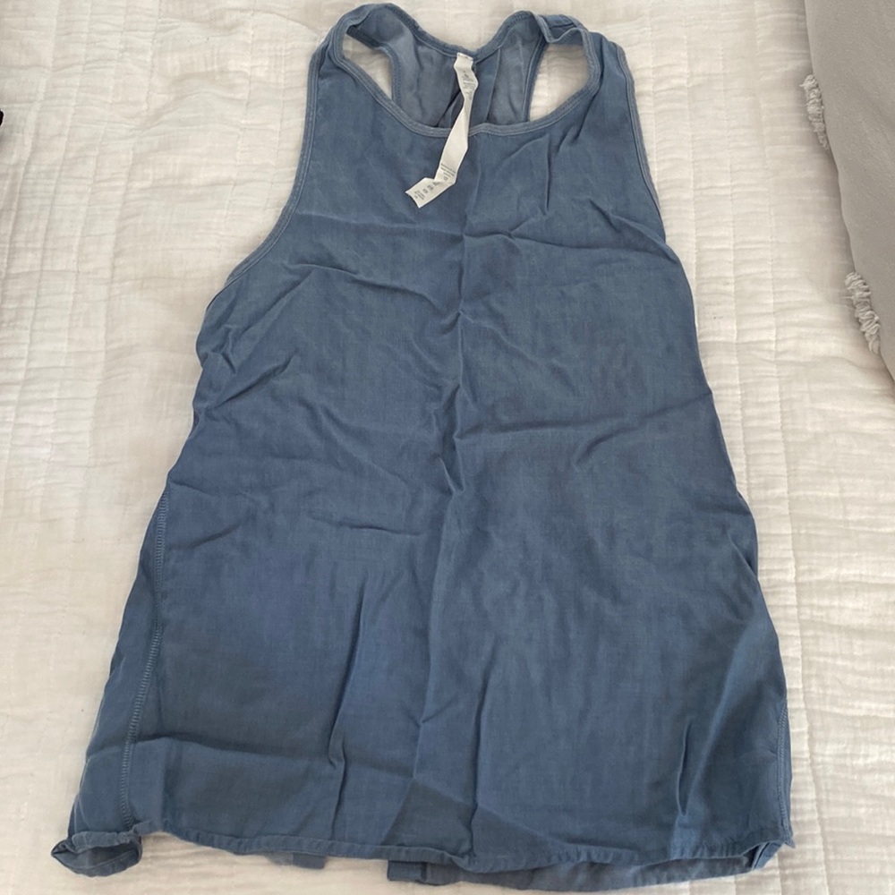 Lululemon tank top